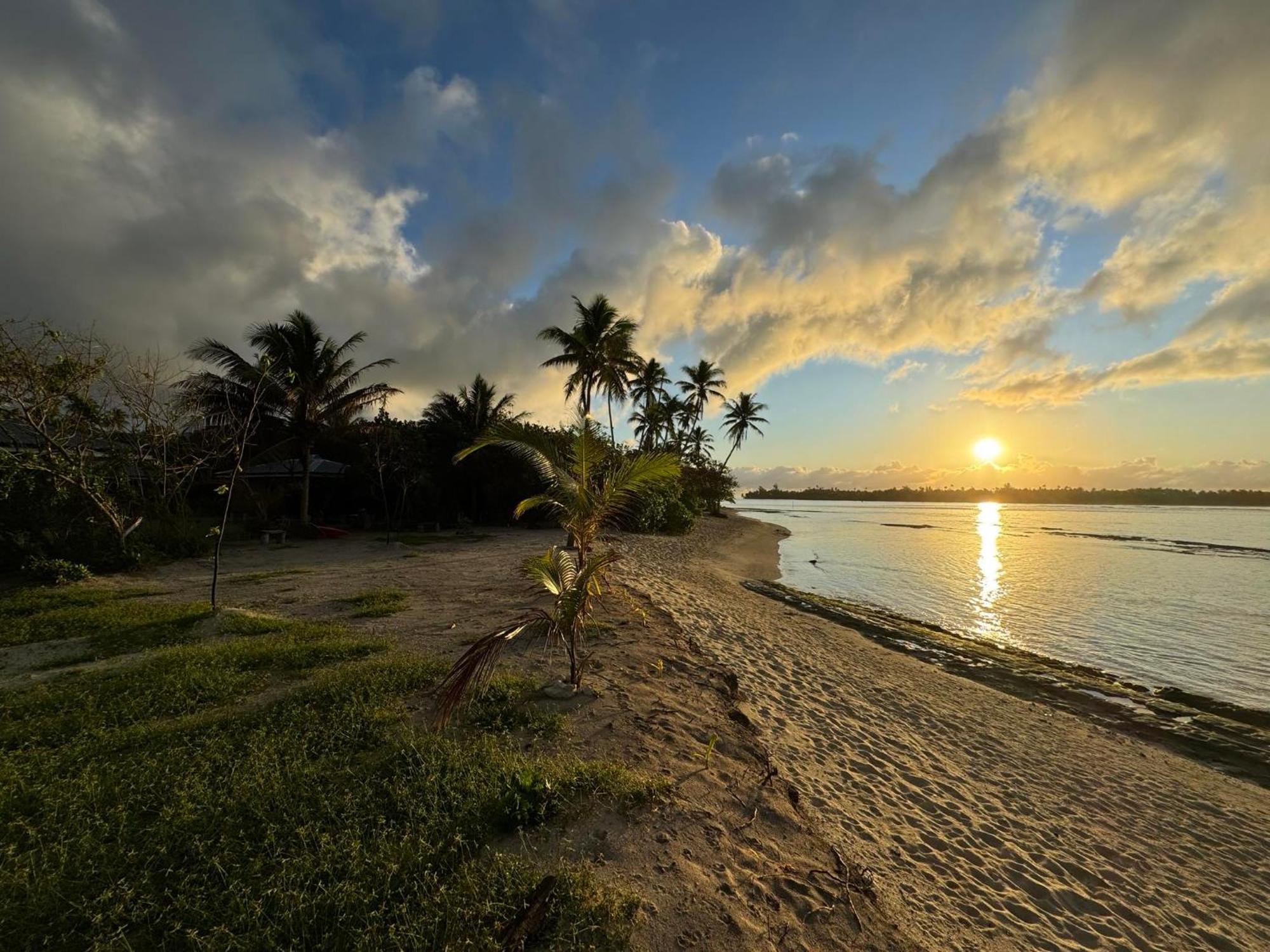 Parea Lodge Huahine Bungalow 2#Feti'A Bagian luar foto